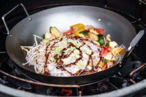 Big Green Egg EGGspander-Set mit Wok